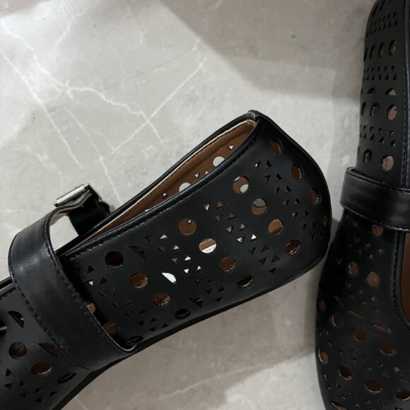 Alaia Black Ballet Shoes - Picture 3 of 7